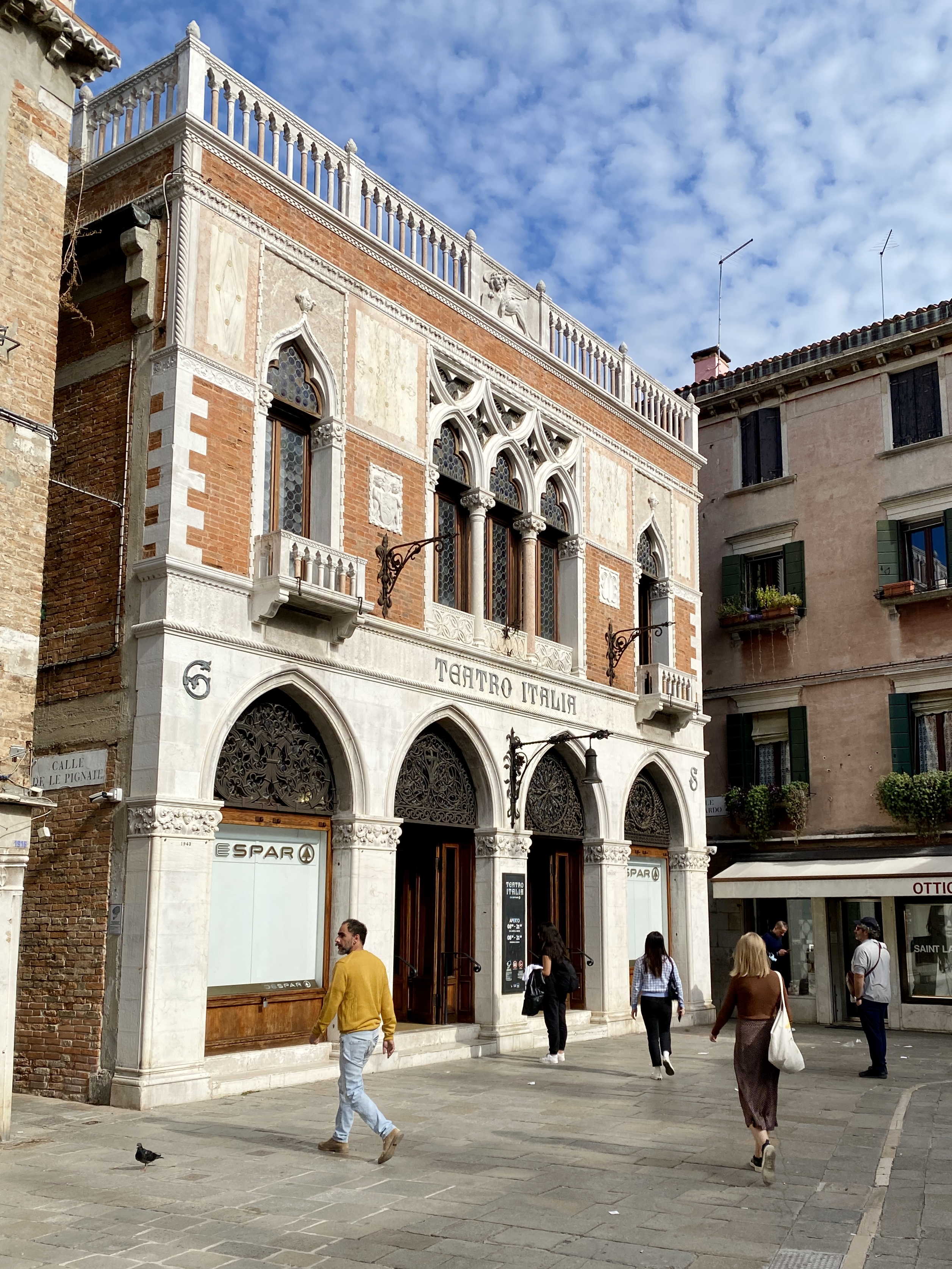 Italien, Venedig: Teatro Italia von aussen