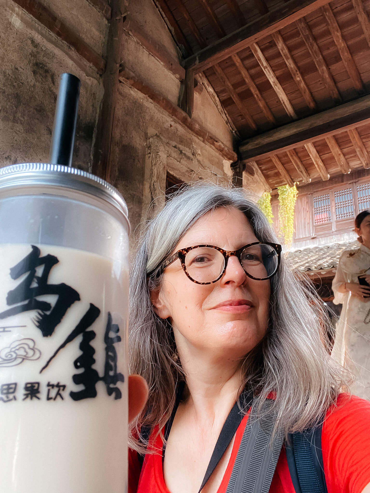 Kirsten Rick mit Bubble-Tea