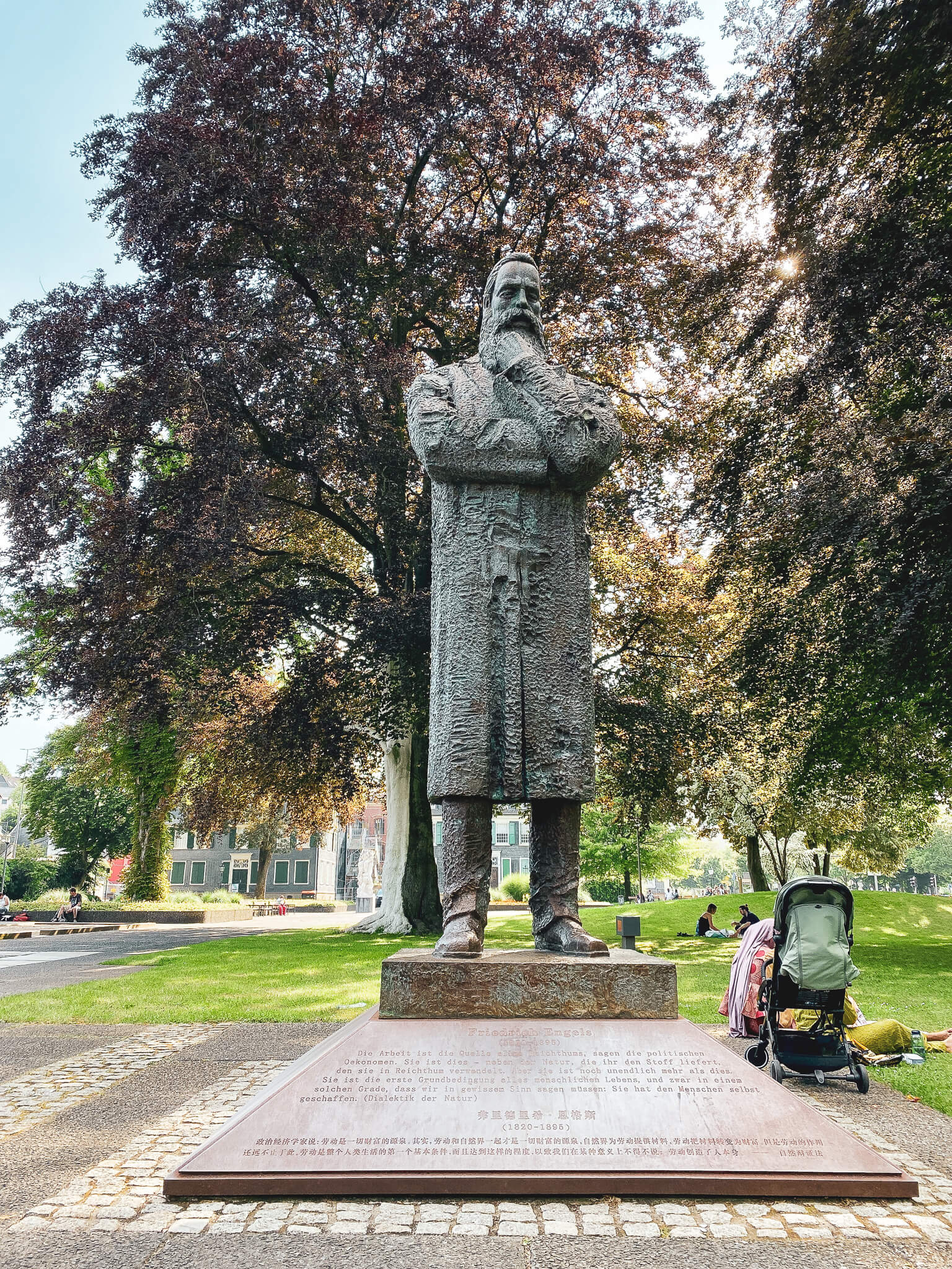 Friedrich Engels Denkmal in Wuppertal