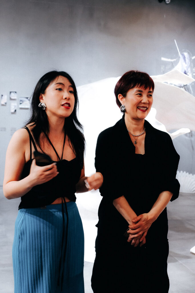 China, Schanghai: Grace und Joy Hu, Schmuckdesignerinnen von Pearlona