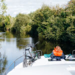 Hausboot auf dem Scariiff River in Irland
