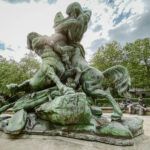 Stuhlmann-Brunnen in Hamburg Altona in dramatischem Licht
