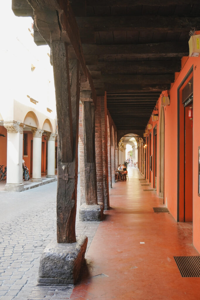 hölzerne Arkaden, Bologna